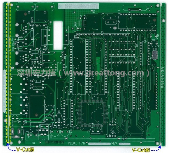 所謂【V-cut】是印刷電路板(PCB)廠商依據(jù)客戶的圖紙要求，事先在PCB的特定位置用轉(zhuǎn)盤刀具切割好的一條條分割線，其目的是為了方便后續(xù)SMT電路板組裝完成后的「分板(De-panel)」之用，因為其切割后的外型看起來就像個英文的【V】字型，因此得名。