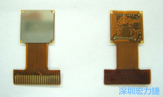 FPC可設(shè)計(jì)的電路復(fù)雜度與密度，比PCB遜色，但可適應(yīng)結(jié)構(gòu)的彈性結(jié)構(gòu)，成為電子產(chǎn)品設(shè)計(jì)重點(diǎn)。